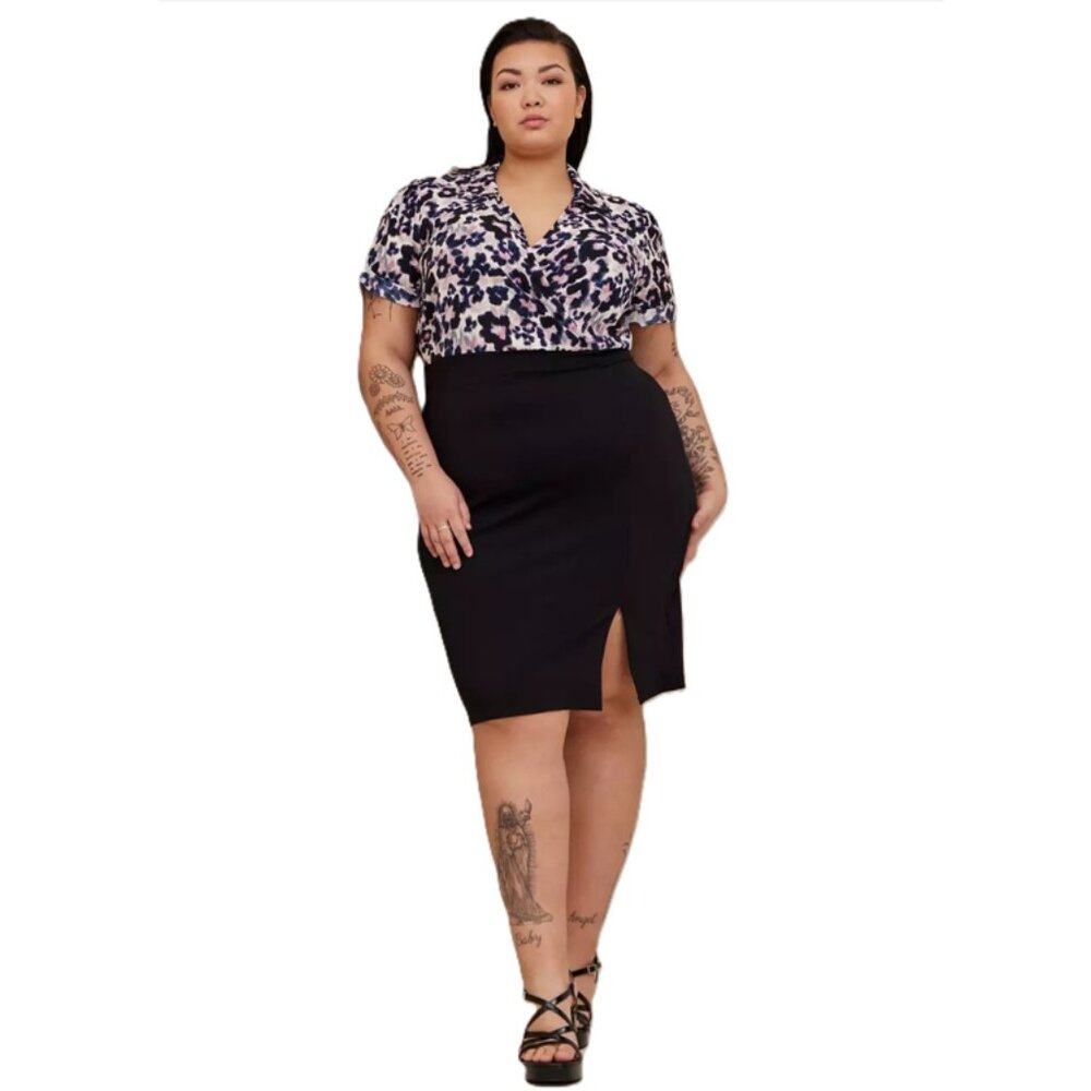 TORRID At The Knee Ponte Studio Crepe Bodycon Dress. Plus Size 2